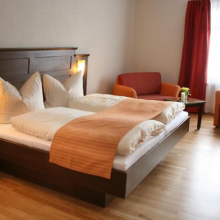 Loewen-Post Hotel Алпирсбах Екстериор снимка