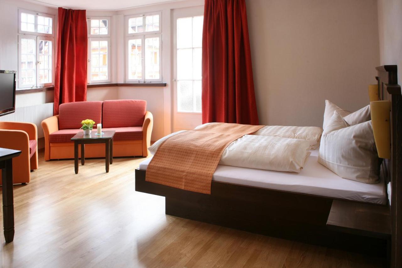 Loewen-Post Hotel Алпирсбах Екстериор снимка